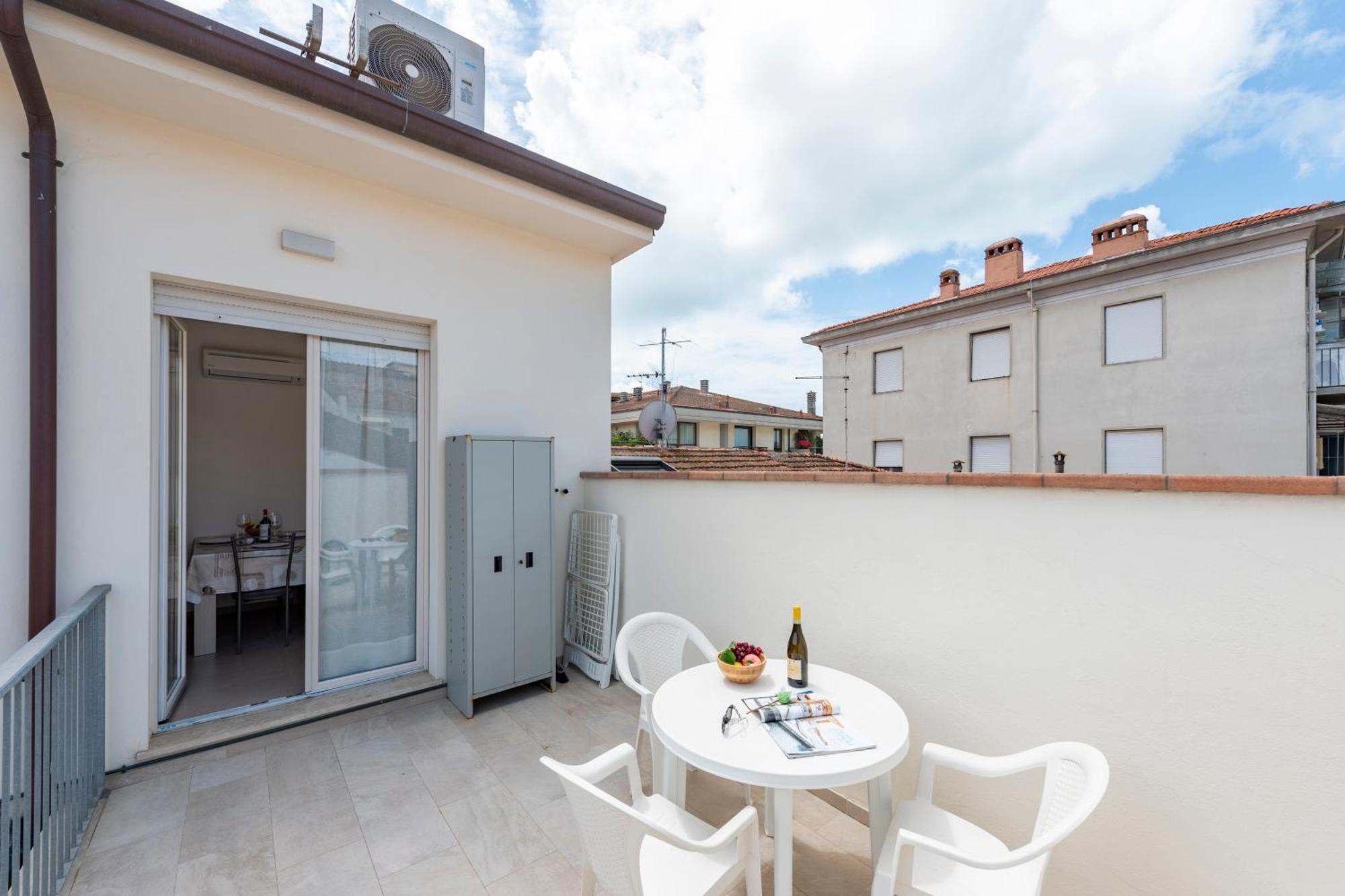 Suite Ondina Viareggio Apartments Buitenkant foto